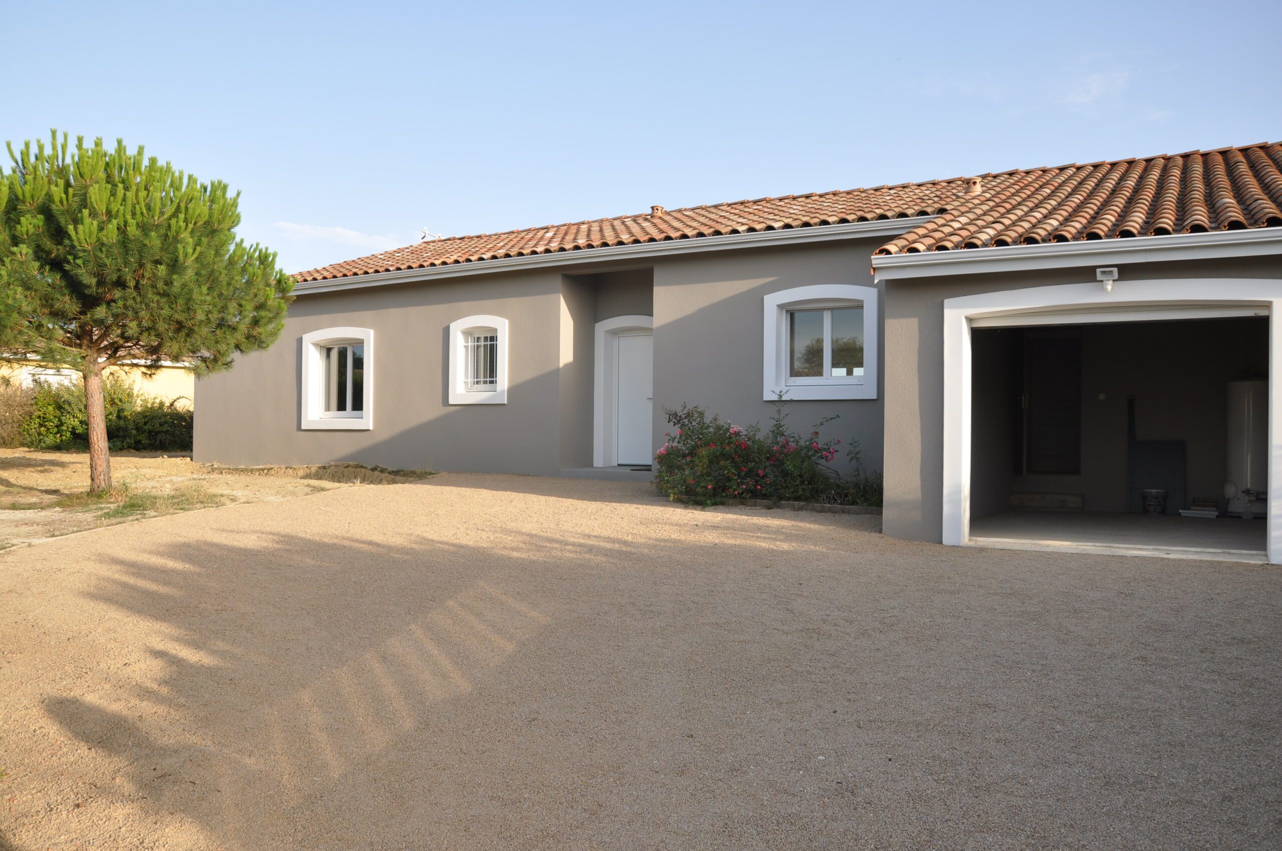 avant après rénovation maison - façades après 2